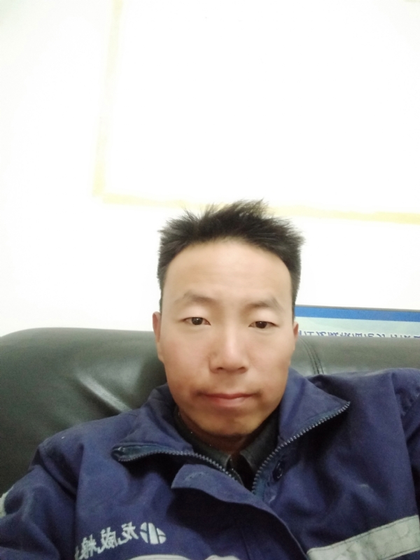 东西南北风的第一张照片--衡阳相亲服务中心
