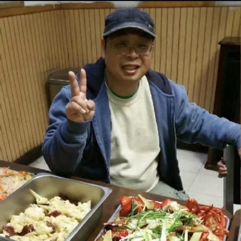 wally的第一张照片--衡阳相亲服务中心