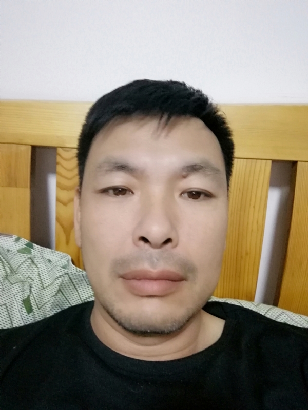 不爱当牛的第一张照片--衡阳相亲服务中心