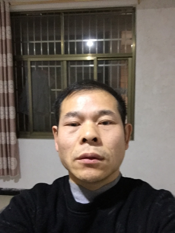 徐徐清风的第一张照片--衡阳相亲服务中心