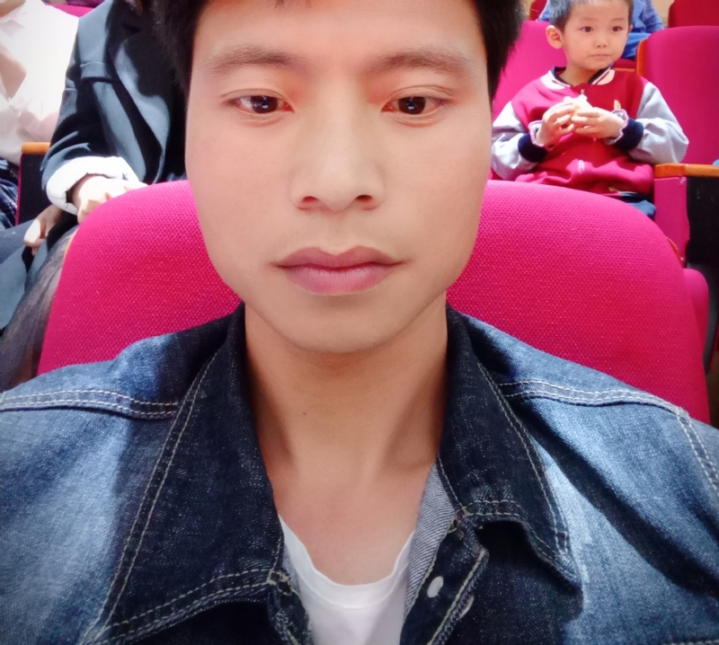 奋斗青年的第一张照片--衡阳相亲服务中心