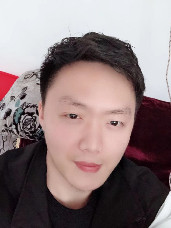 执迷的鲸鱼的第一张照片--衡阳相亲服务中心