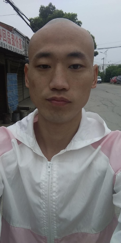 花花公子的第一张照片--衡阳相亲服务中心