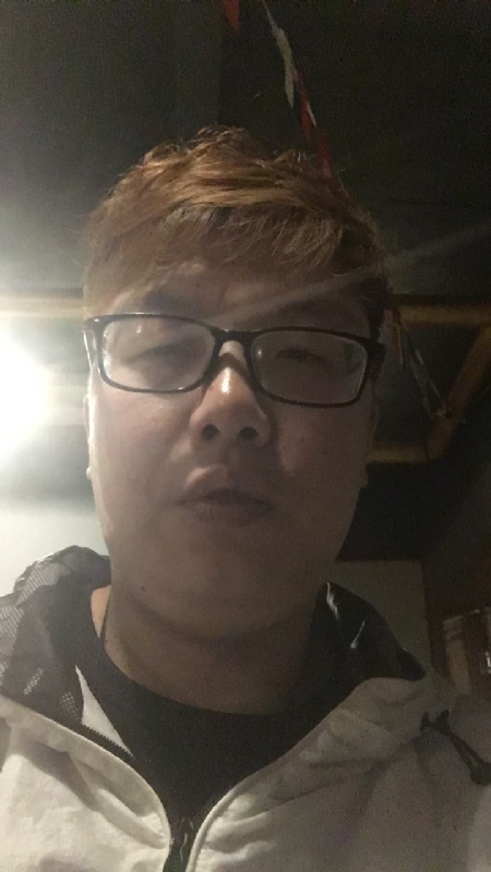 深情久伴更长情的第一张照片--衡阳相亲服务中心