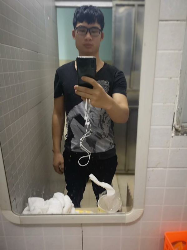 右手的执着的第一张照片--衡阳相亲服务中心