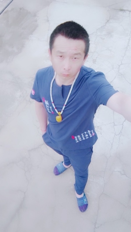 一叶之秋的第一张照片--衡阳相亲服务中心