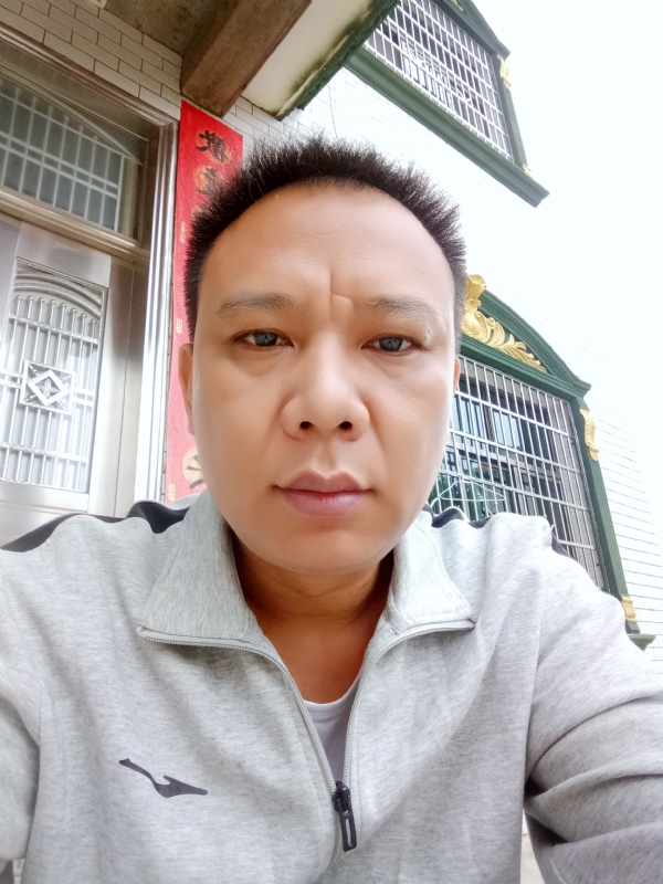随缘的第一张照片--衡阳相亲服务中心