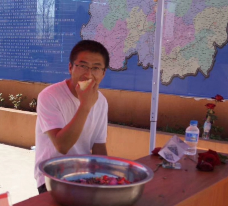 寻水的第一张照片--衡阳相亲服务中心