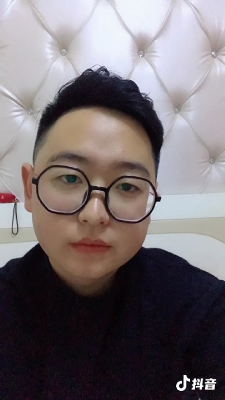 杰森的第一张照片--衡阳相亲服务中心