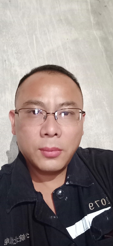 知足常乐的第一张照片--衡阳相亲服务中心