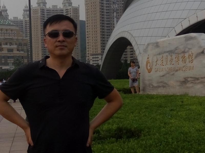豁达的第一张照片--衡阳相亲服务中心