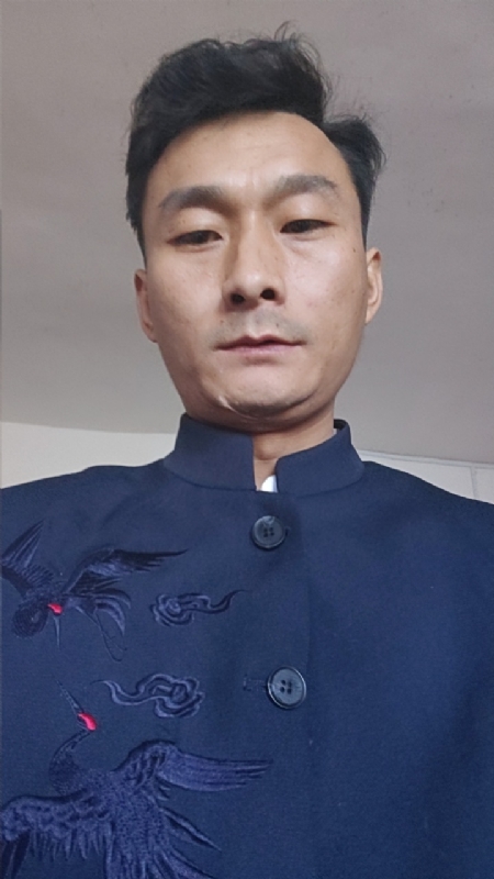 逆袭的小老鼠～龙long的第一张照片--衡阳相亲服务中心