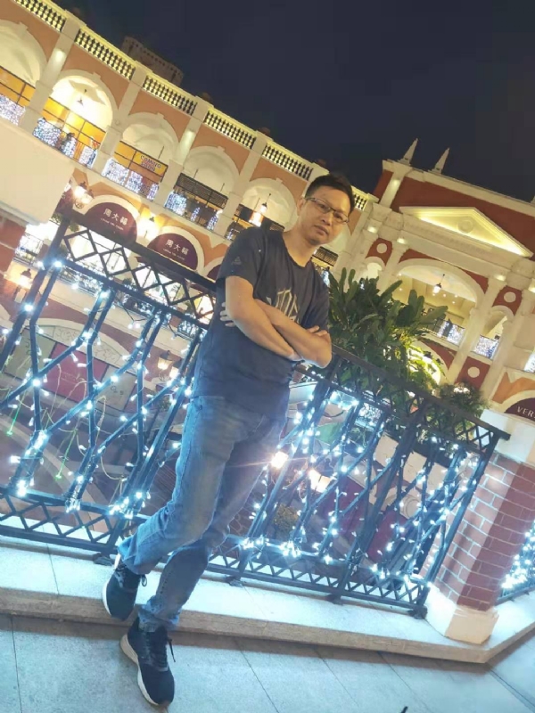 落单恋人的第一张照片--衡阳相亲服务中心