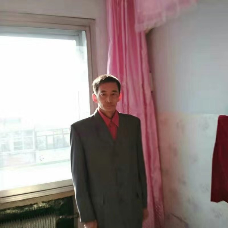 阳光明媚的第一张照片--衡阳相亲服务中心