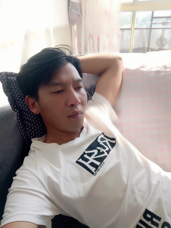 大通的第一张照片--衡阳相亲服务中心