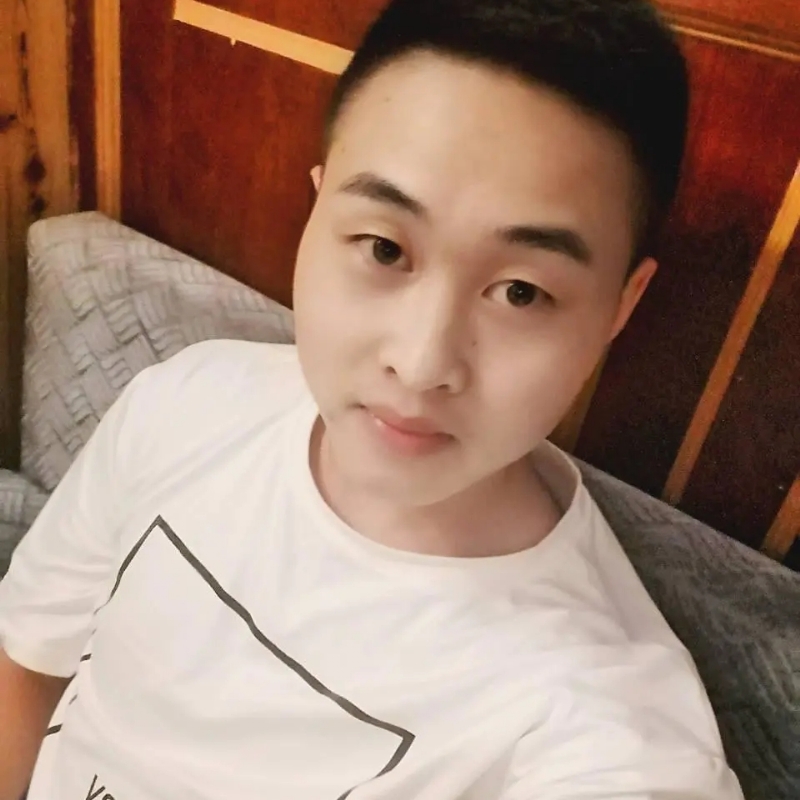 娃娃脸小爸爸的第一张照片--衡阳相亲服务中心