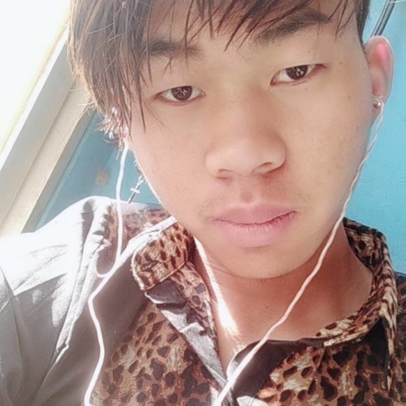 少年不在少的第三张照片--衡阳相亲服务中心