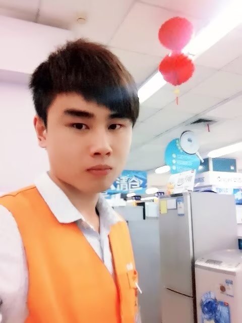 罗自强的第一张照片--衡阳相亲服务中心