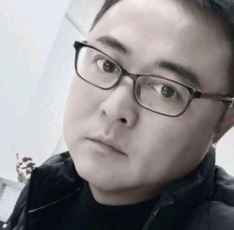 小石头的第一张照片--衡阳相亲服务中心