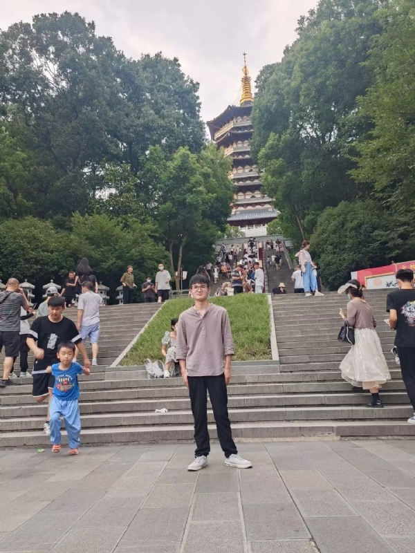 阳光男孩的第五张照片--衡阳相亲服务中心