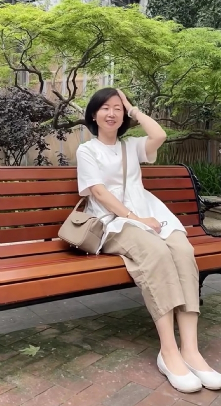 千年老母猪的第三张照片--衡阳相亲服务中心