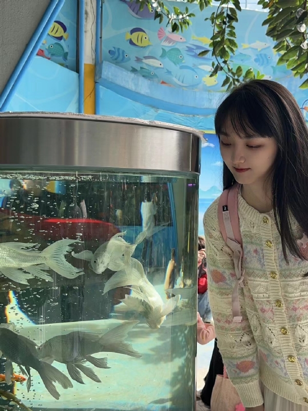 yiyi的第一张照片--衡阳相亲服务中心