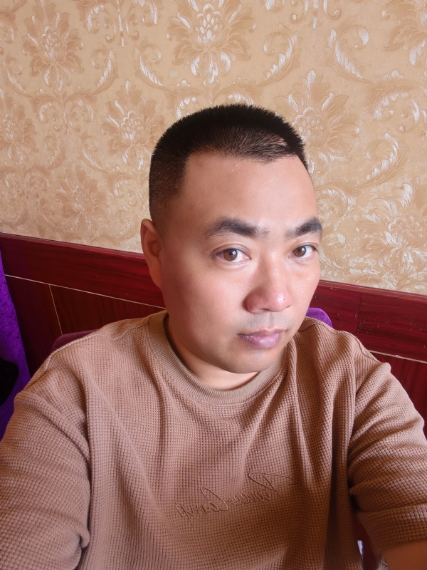 擦亮眼睛向前看的第二张照片--衡阳相亲服务中心