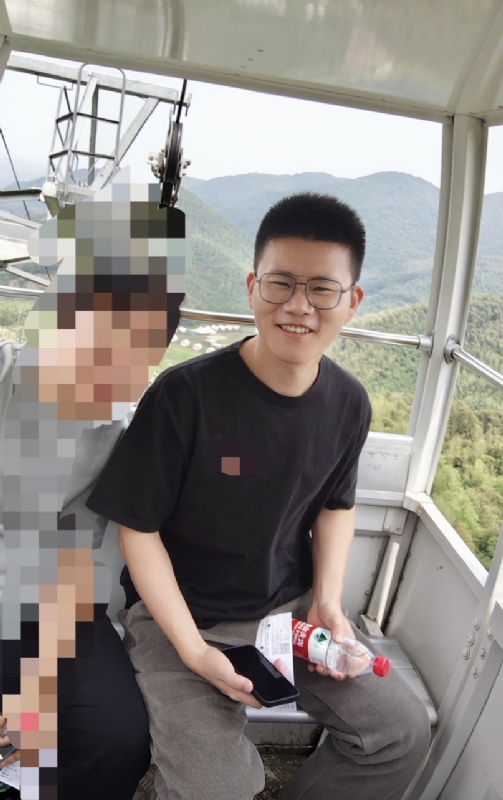 奔奔笨笨的第一张照片--衡阳相亲服务中心