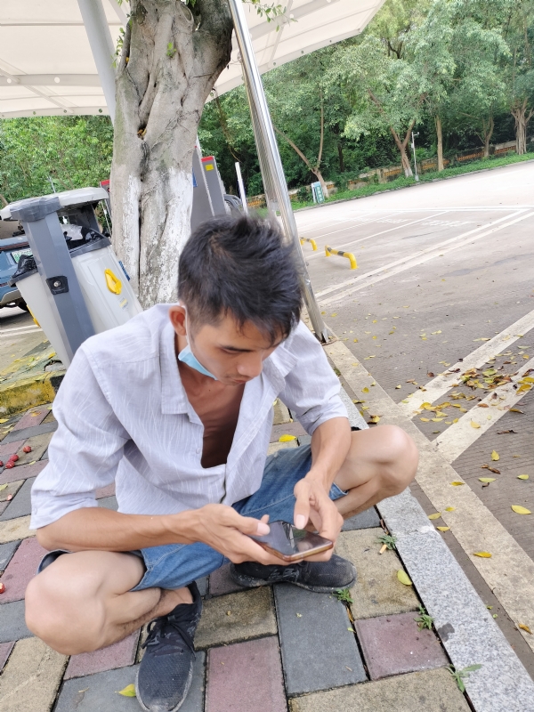 太累了的第一张照片--衡阳相亲服务中心
